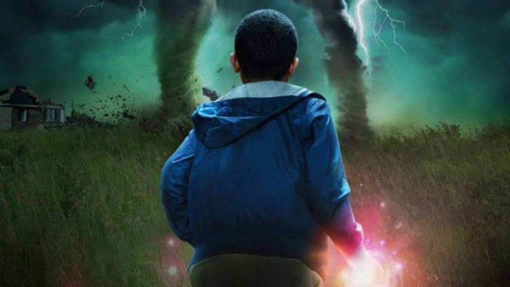 Educar a un superhéroe (4 de octubre) Basada en un cómic del que ya se hizo una película corta, es la historia de un niño que desarrolla superpoderes tras perder misteriosamente a su padre. Un papá interpretado nada menos que por Michael B. Jordan, que también ejerce de productor. Tiene un tono entre X-Men y un drama familiar clásico que puede funcionar también gracias a unos efectos especiales decentes, con el típico meollo del gobierno que quiere aprovecharse del chaval, todo entre batallas sobrenaturales.