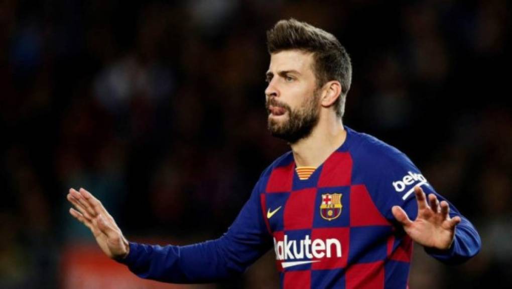 Gerard Piqué: Goza de la confianza de Koeman por lo que seguirá como defensor central.