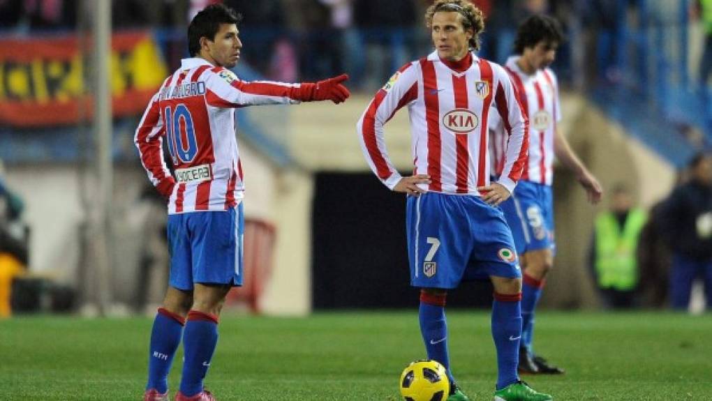 En 2007, pasó al Atlético de Madrid. Allí, junto a Diego Forlán, conformaron una dupla pletórica que asombró a Europa.