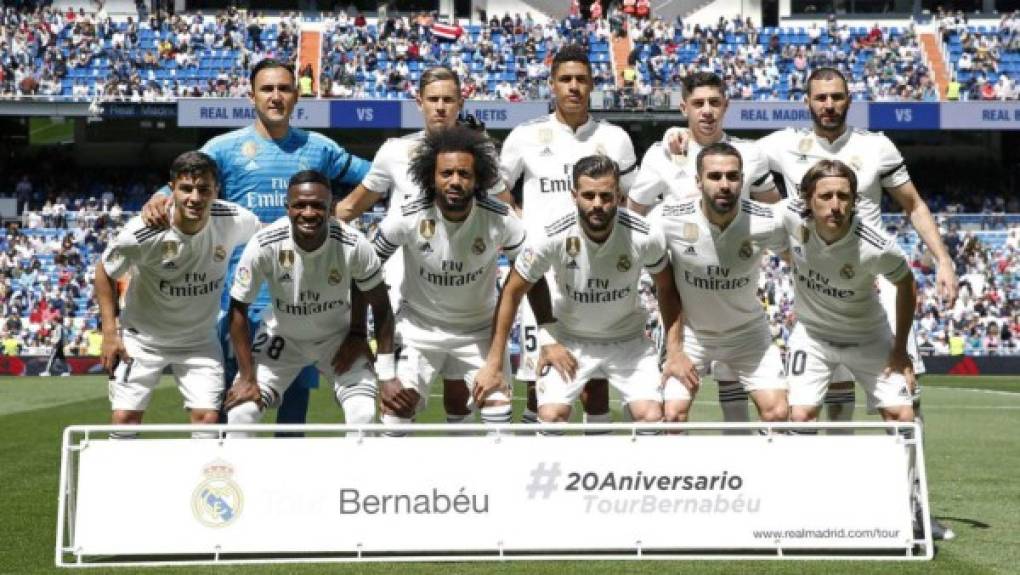 Este fue el 11 titular del Real Madrid que mandó a la cancha Zidane, el último de una temporada para el olvido en donde se van sin ganar nada. Foto Diario AS (Jesús Orihuela).