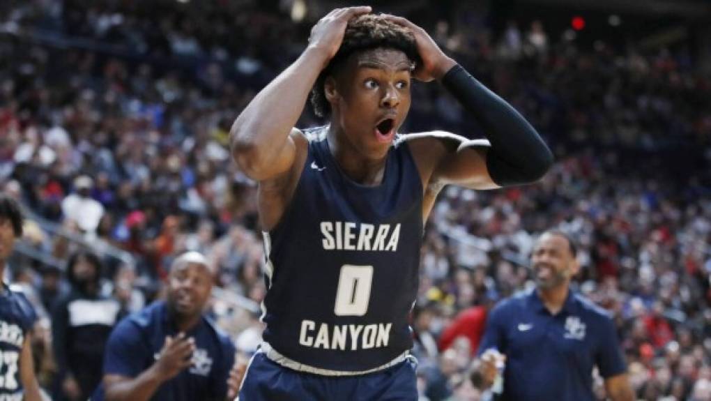 El primero en pronunciarse fue el propio Bronny que justificó la respuesta ante la foto de Larsa Pippen: 'Simplemente le dí me gusta a la foto de la madre de uno de mis mejores amigos. Son todos muy infantiles', aseguraba el jugador del equipo Sierra Canyon School.