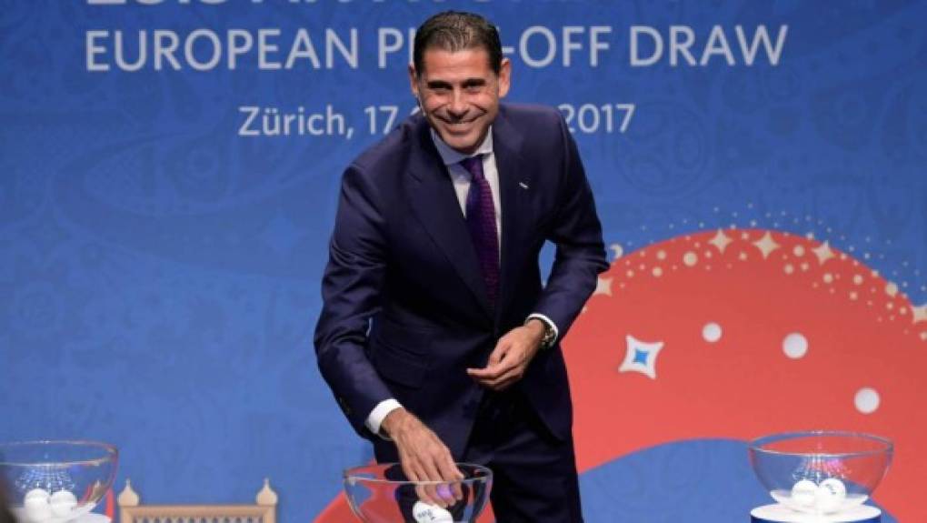 Fernando Hierro se ha sumado a las opciones del Real Madrid para el banquillo. El actual director deportivo de la Federación Española de Fútbol podría ser la opción que más guste la directiva de los blancos.<br/>