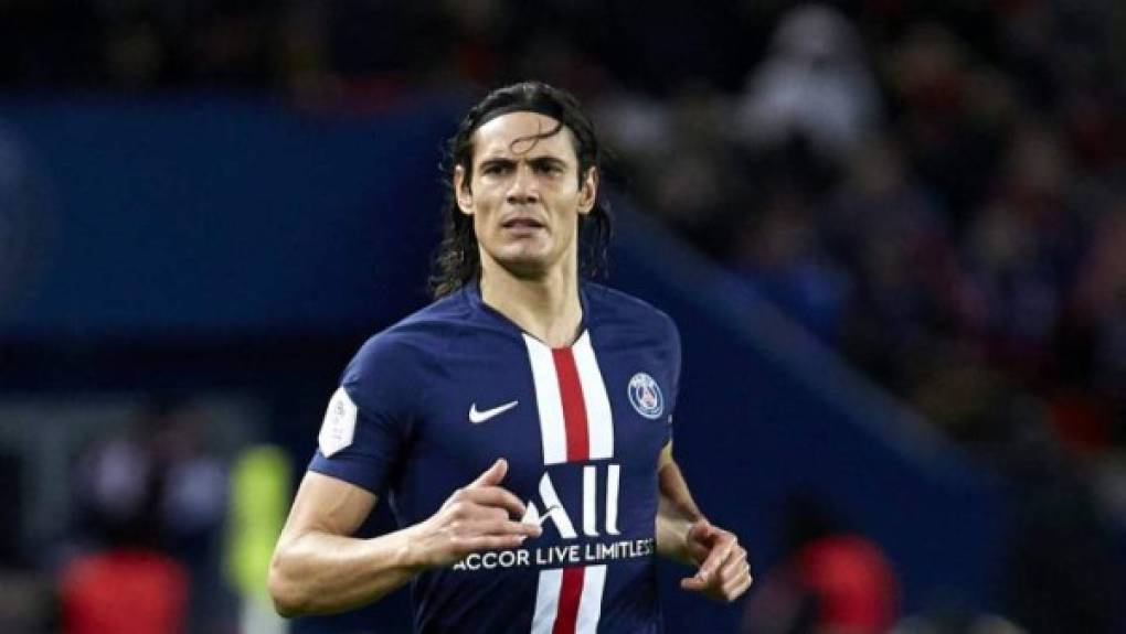 Cavani: Bombazo. En información que brinda el Diario Marca, señalan que el uruguayo se ha ofrecido al Real Madrid luego de que salió del PSG. Su llegada no supondría ningún coste para el club blanco.