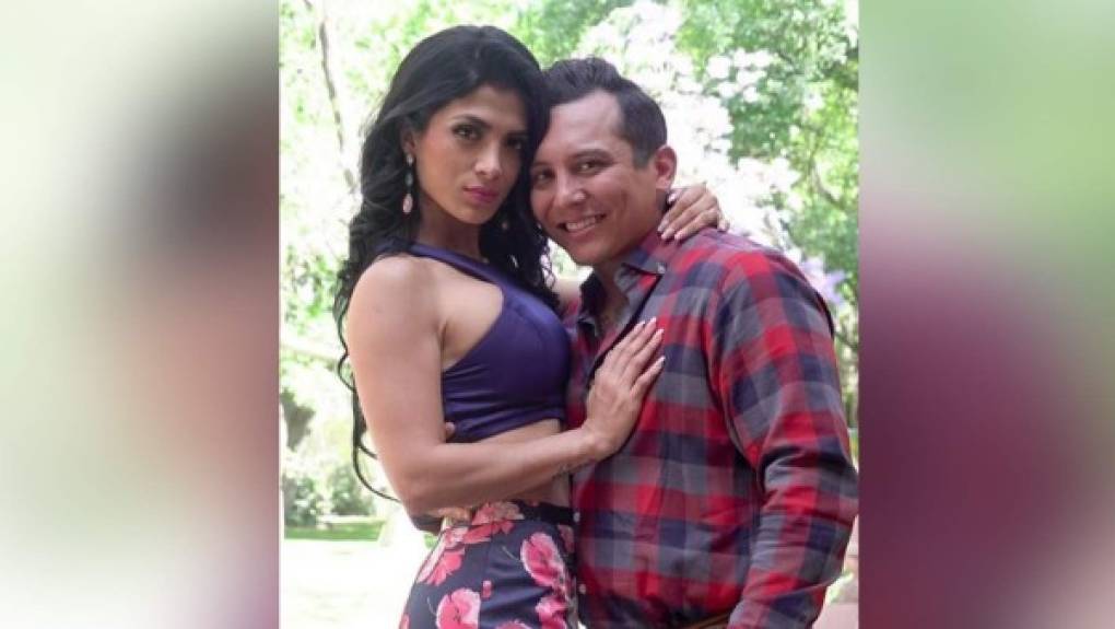 El vocalista de La Trakalosa de Monterrey, Edwin Luna, al parecer se encuentra viviendo una de las mejores etapas de su vida junto a su nueva pareja la guatemalteca Kimberly Flores.