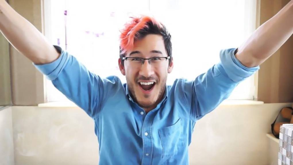 #7: Markiplier - 5,5 millones de dólares. Este canal ha logrado situarse en este puesto en poco más de un año. Markiplier es un gamer con 15,7 millones de suscriptores.