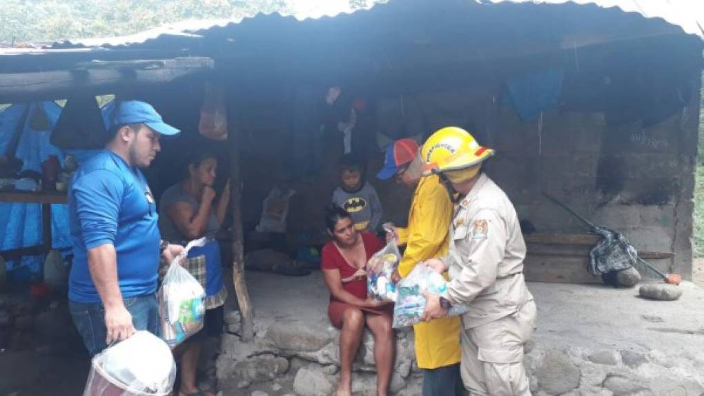 Copeco ha auxiliado a varias familias que se encuentran en zonas de riesgo en Copán.