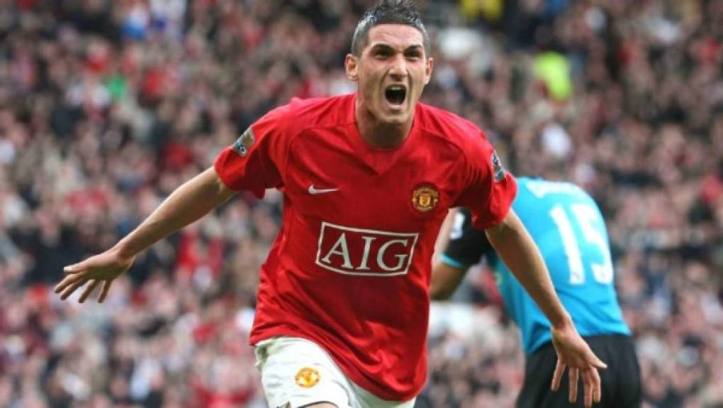 Federico Macheda - El delantero italiano era nombrado como el 'nuevo Cristiano Ronaldo'. Consiguió serlo, pero durante unos pocos días. Actualmente juega en el Panathinaikos de la Superliga de Grecia.​