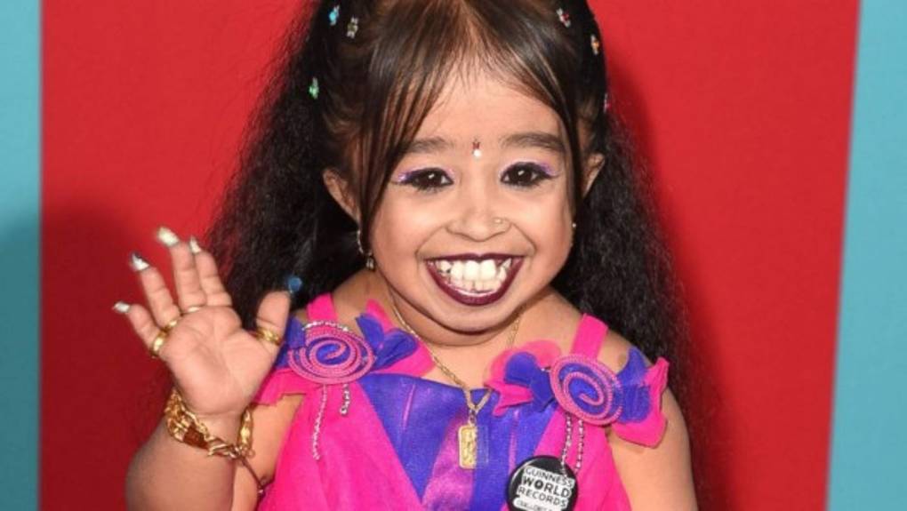 Jyoti Amge Es La Mujer M s Peque a Del Mundo Con cela 