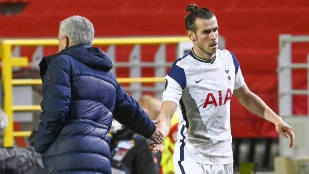 El agente del jugador descartó mala relación entre Bale y Mourinho. Tampoco descartó un regreso a Madrid tras la cesión: 'No he hablado con nadie del Madrid en estos meses, pero no se puede descartar su regreso. Él pertenece al club'.