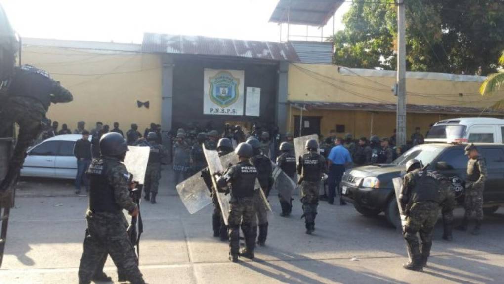 Ejecutan megaoperativo en centro penal de San Pedro Sula