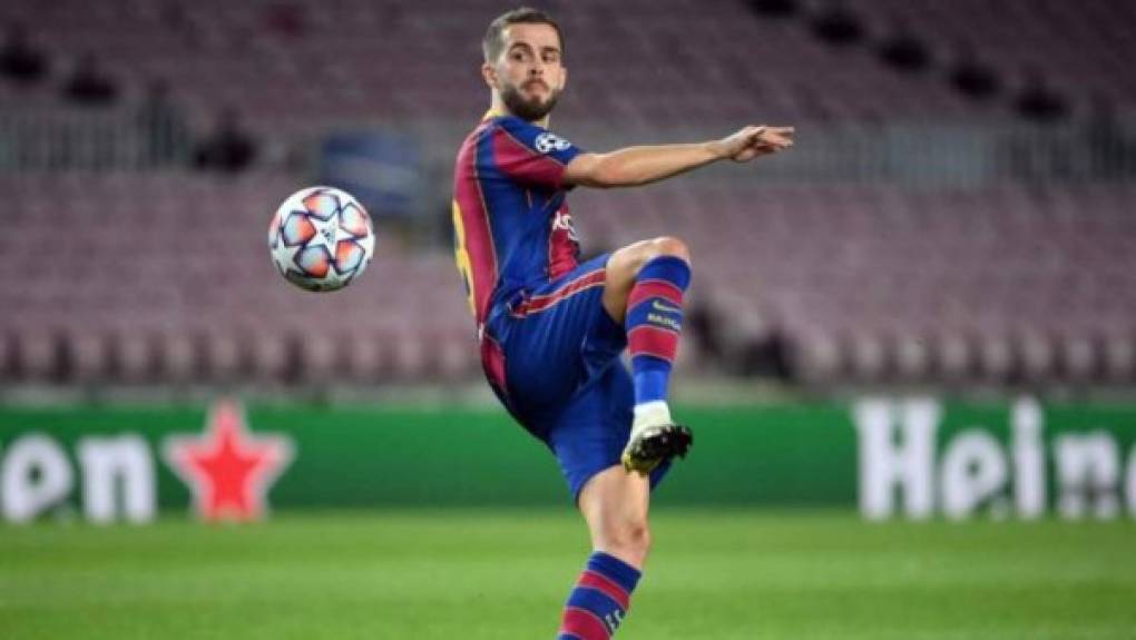 Según medios españoles, el volante bosnio Miralem Pjanić es un hecho que en los próximos días dejará de pertenecer al FC Barcelona. Se menciona que la Juventus y el Inter lo pretenden. Foto AFP.