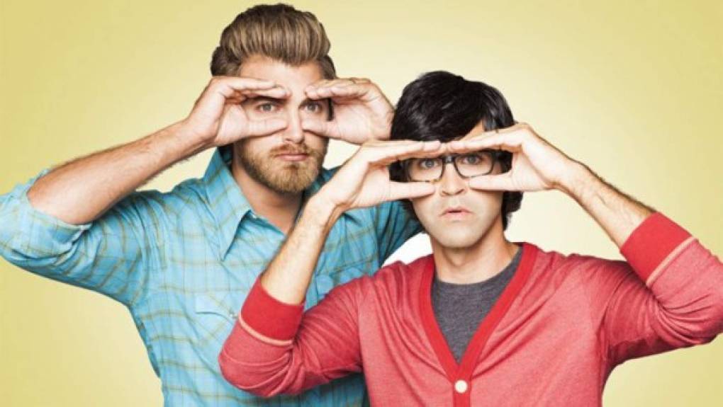 #9: Rhett and Link - 5 millones de dólares. Rhett y Link, formado por Rhett McLaughlin y Link Neal, tiene cuatro millones de suscriptores y parodian situaciones a través de sketchs.<br/>