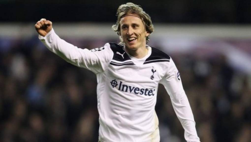 Tras estas dos cesiones, el club de la capital croata contó con Modric en las cuatro siguientes temporadas y llegó al Tottenham en el año 2008 habiendo ganando tres Ligas, dos Copas de Croacia y una Supercopa e igualando el que era el fichaje más caro en la historia del club londinense, el de Darren Bent de 16,5 millones de libras (unos 20 millones de euros).