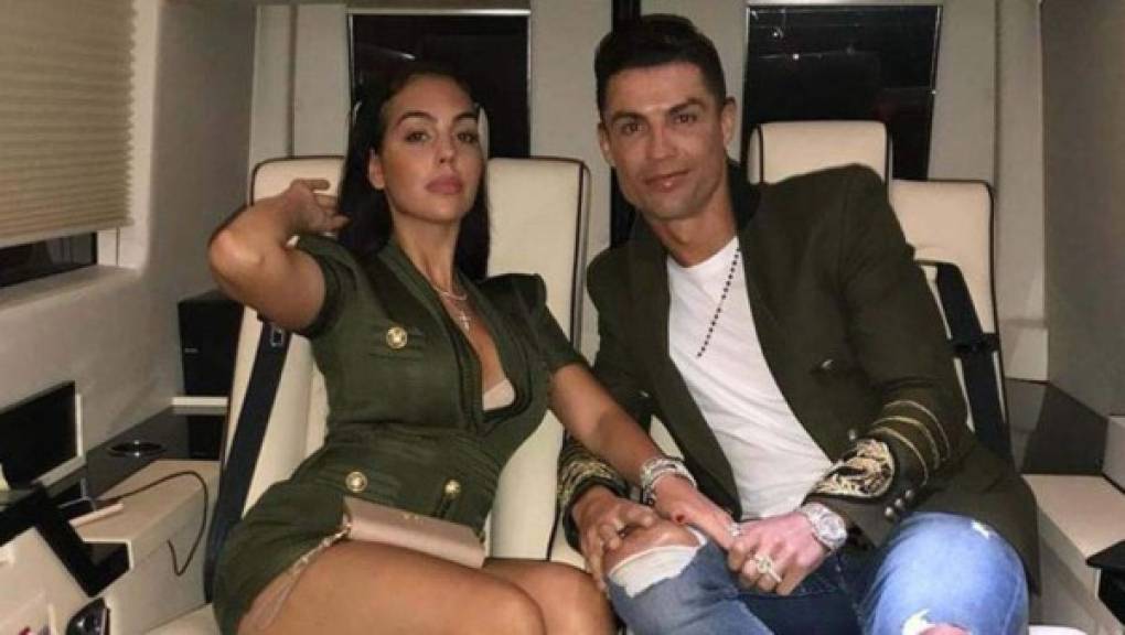 Cristiano Ronaldo ha ampliado su patrimonio inmobiliario en su país natal al lado de su novia Georgina Rodríguez.