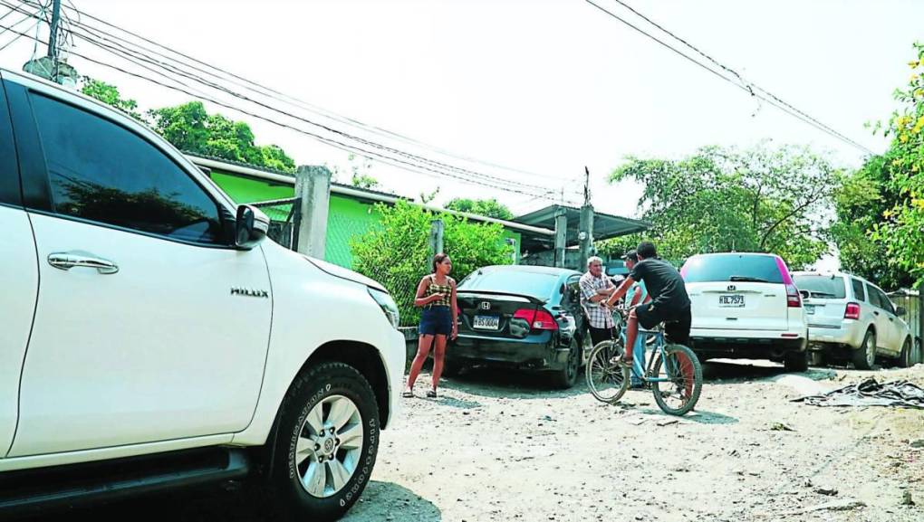 Maynor fue velado en su casa de habitación ubicada en la colonia Lempira del sector Chamelecón en la salida al occidente de San Pedro Sula. El jueves por la tarde fue enterrado.