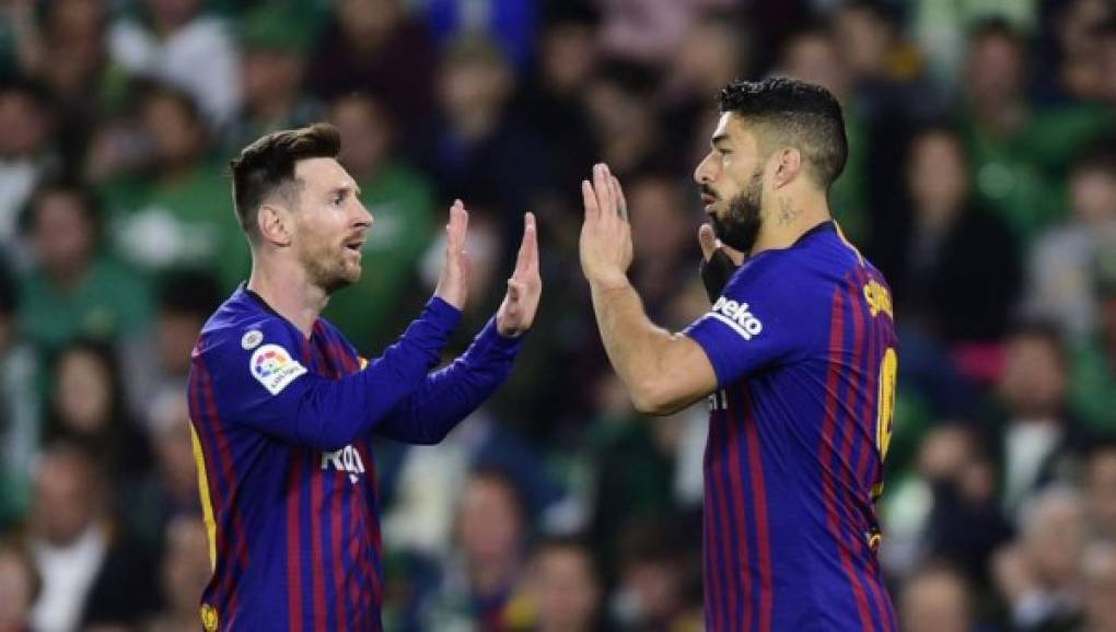 El Barça considera básico romper la relación Messi-Suárez de cara a la próxima campaña.