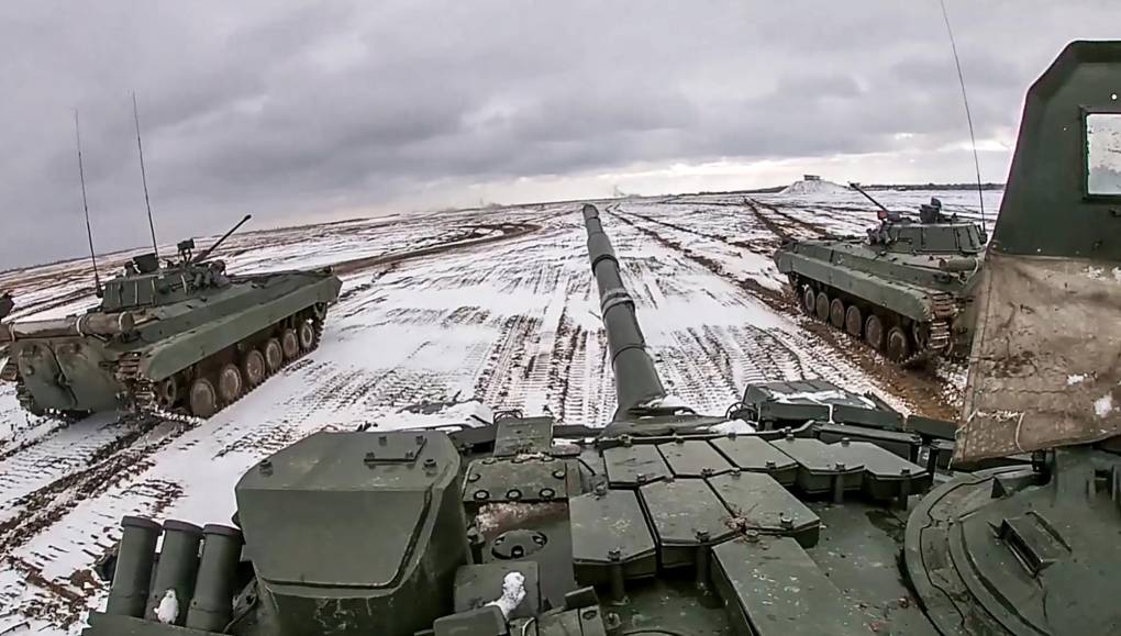 Las imágenes satelitales que muestran el masivo despliegue de las tropas rusas hacen saltar las alarmas en la OTAN