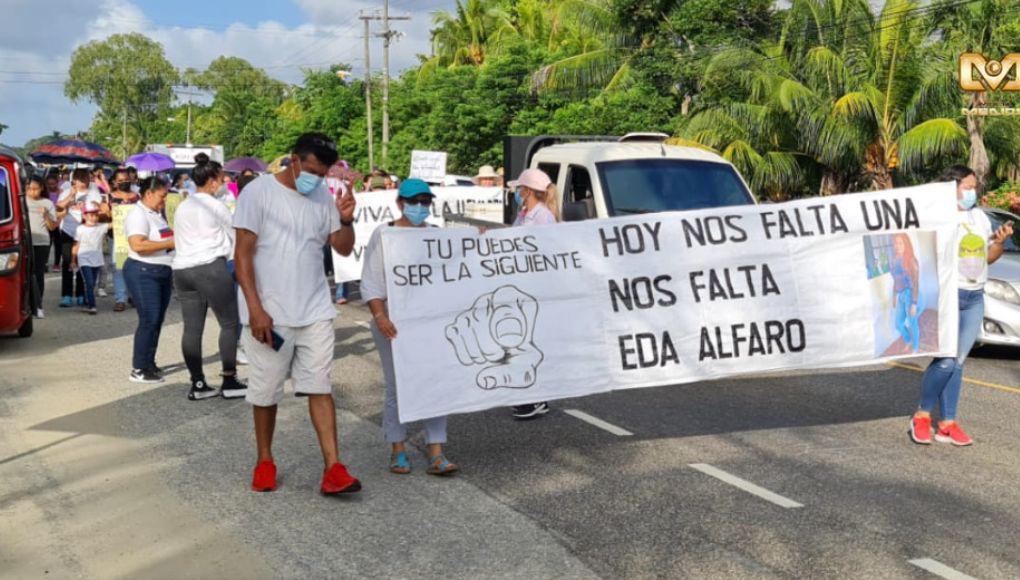 Caminata hecha a favor de Eda Alfaro.