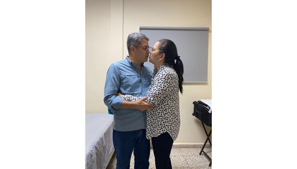 A través del vídeo, Ana García mostró algunos momentos del pasado con su esposo, por ejemplo, cuando solían bailar juntos.