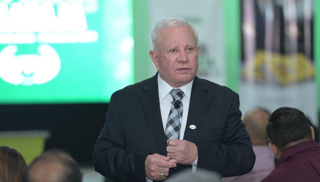 Roger Valladares es el fundador de la UTH.