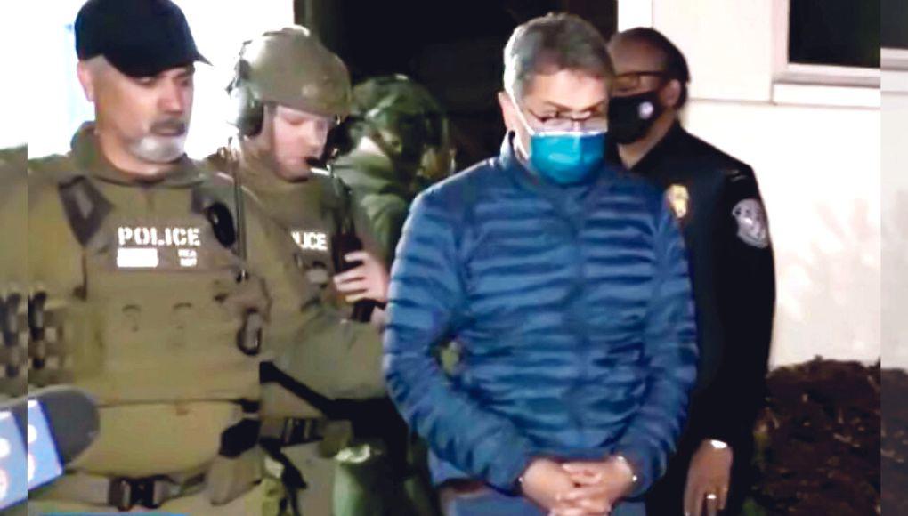 Defensa de Juan Orlando Hernández denuncia “malos tratos” en la cárcel