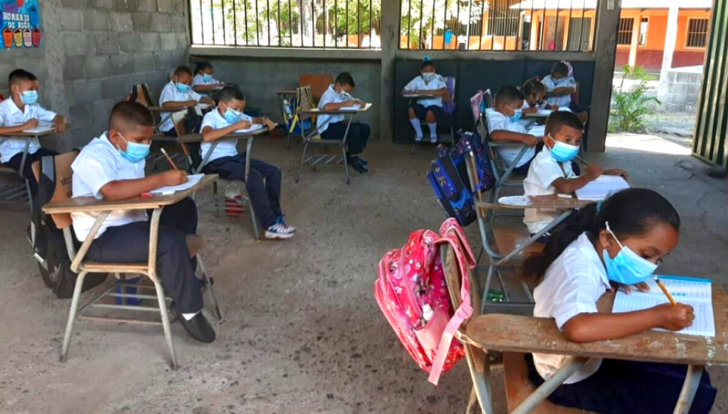 Regreso a clases presenciales uno de los temas prioritarios en gobierno de Xiomara Castro
