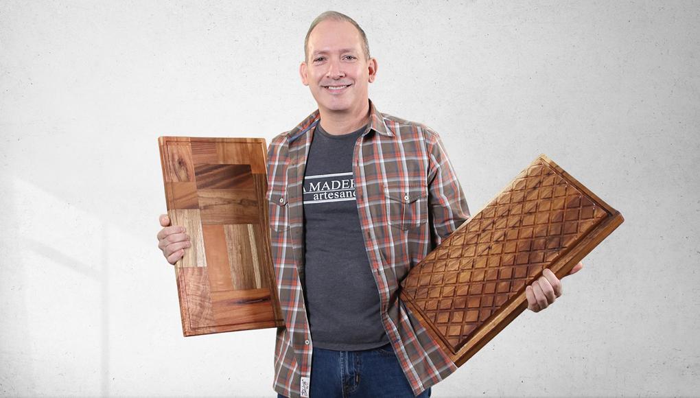 Los propietarios de los negocios, además de exponer sus productos, reciben capacitación y acompañamiento.