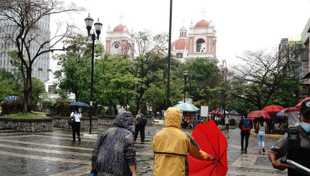Copeco mantiene alerta verde en 11 departamentos por 24 horas