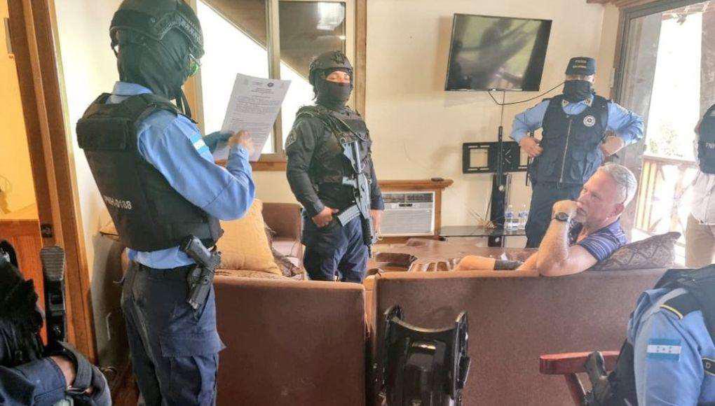 El estadounidense Gary Lee Johnston, fue acusado del delito de trata de personas.