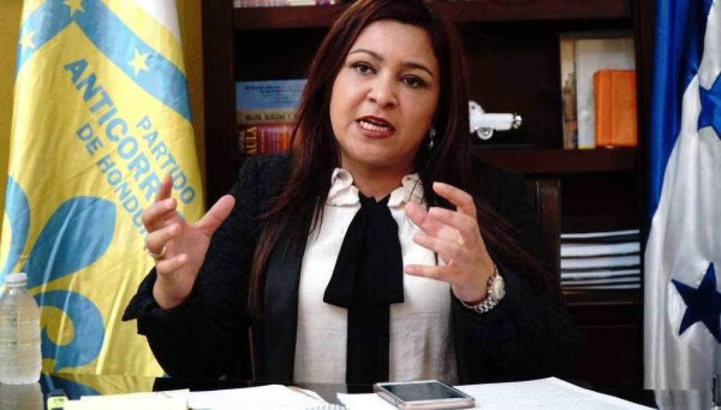 PAC suspende a diputado suplente que votó a favor de otorgarle poderes a la Uferco