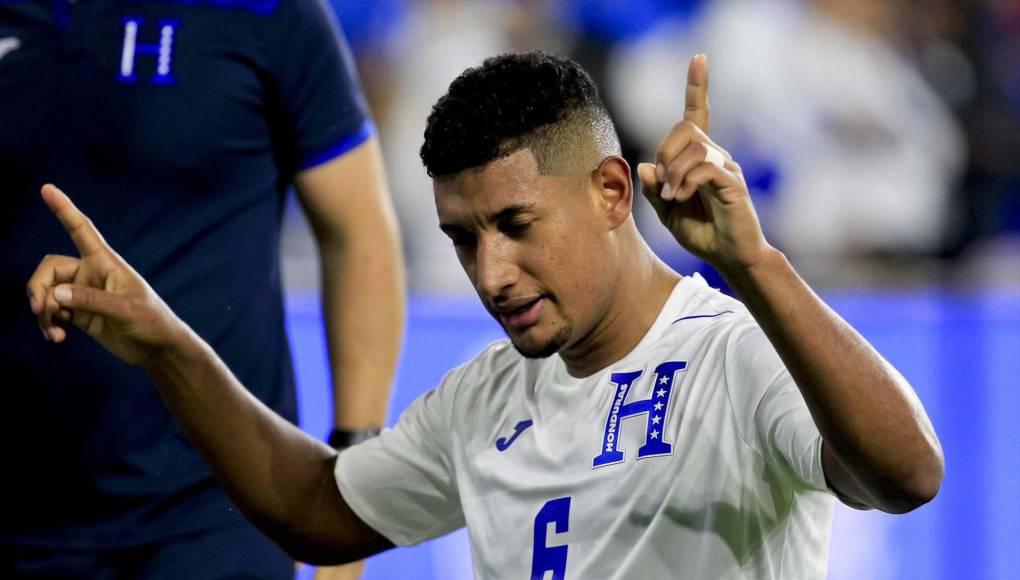 Bryan Acosta dio positivo por covid-19 y es baja de Honduras ante El Salvador y EUA