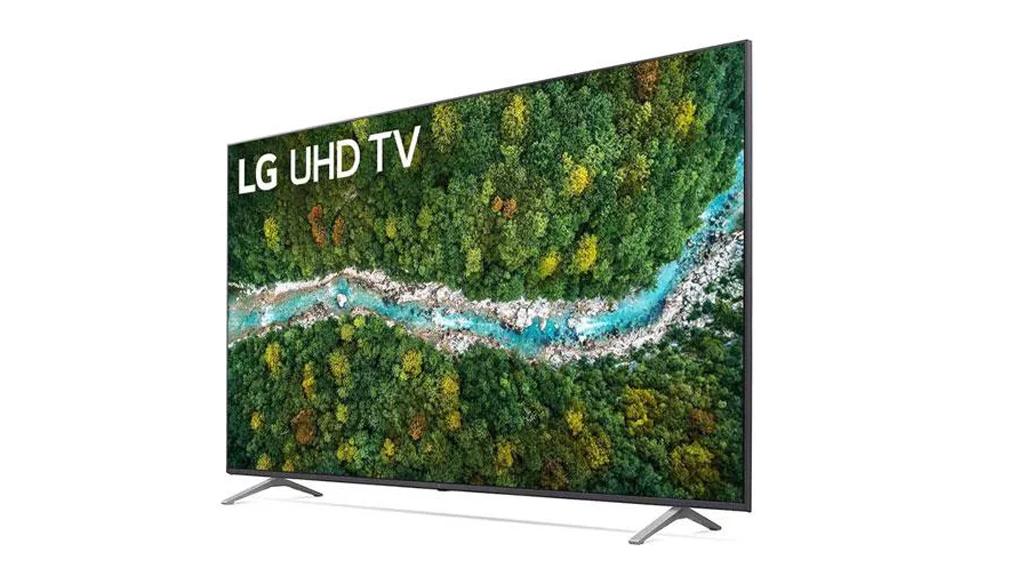 Mira tus películas favoritas en el smart TV LG de 70”.