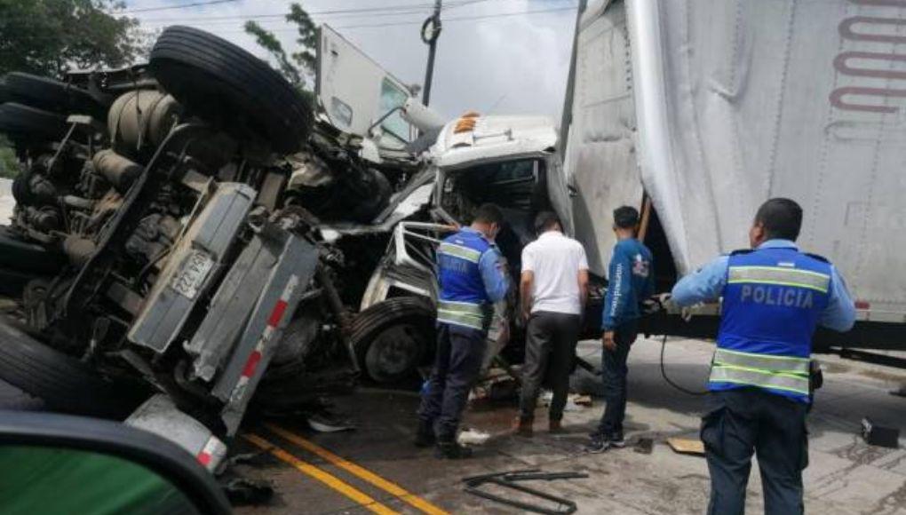 El accidente ocurrió a eso de las 3:00 de la tarde de este sábado.