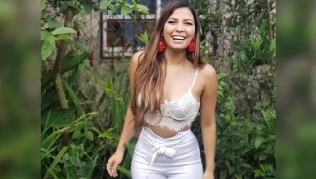 Posteriormente, son contactadas o se le sigue sus pasos, según las redes sociales, tal como se supone habría sucedido con la hondureña Angie Peña.