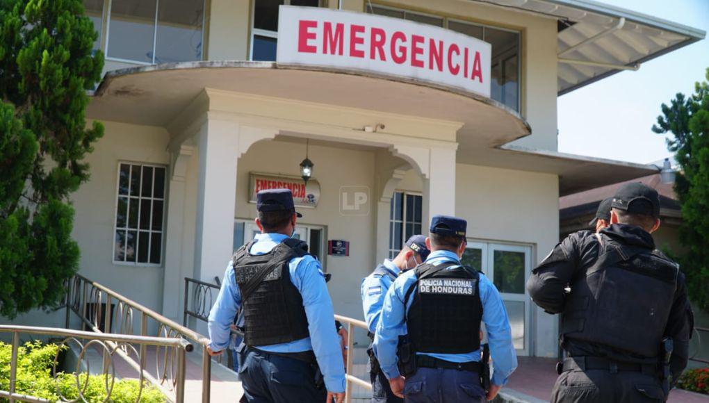 El Medical Center de La Lima se llenó de policías y dolientes.