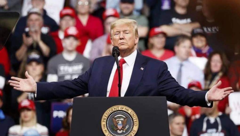 EEUU suspende perito especial que revisaba caso Trump