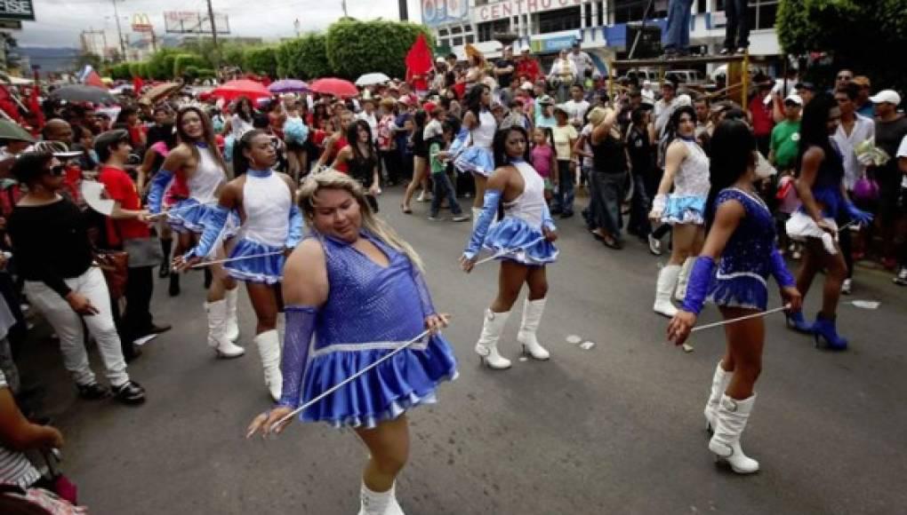 Pastores evangélicos rechazan participación del movimiento LGBTQ+ en fiestas patrias