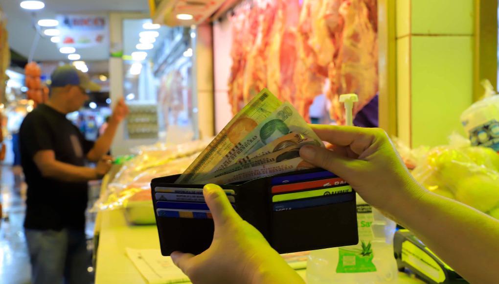 El 65% de hogares no logra cubrir el costo de la canasta básica