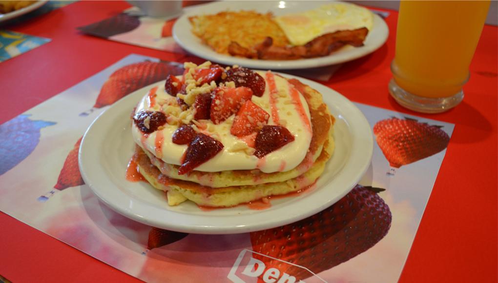 Una verdadera delicia los Shortberry Dream Cake.