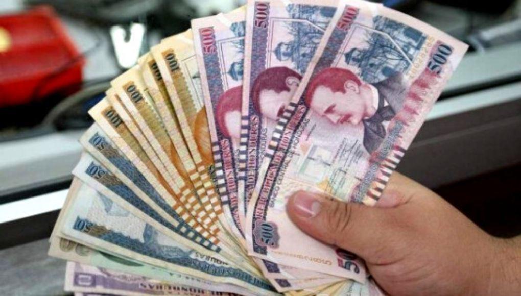 CNBS prohíbe a bancos cobrar comisiones por retiros y cancelación de cuentas