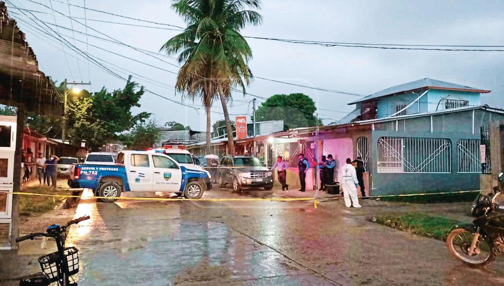 Asesinan a dos jóvenes en la colonia Santa Martha