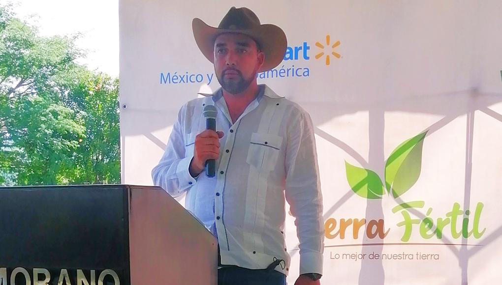 Productor William López, uno de los beneficiarios del convenio.