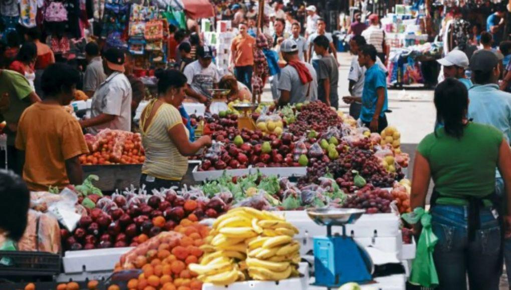 Los hoteles y restaurantes registraron mayor crecimiento.