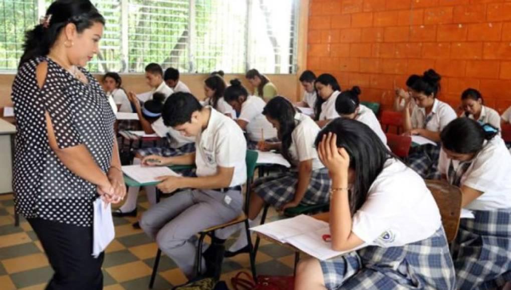 Incremento salarial para maestros llegaría en septiembre