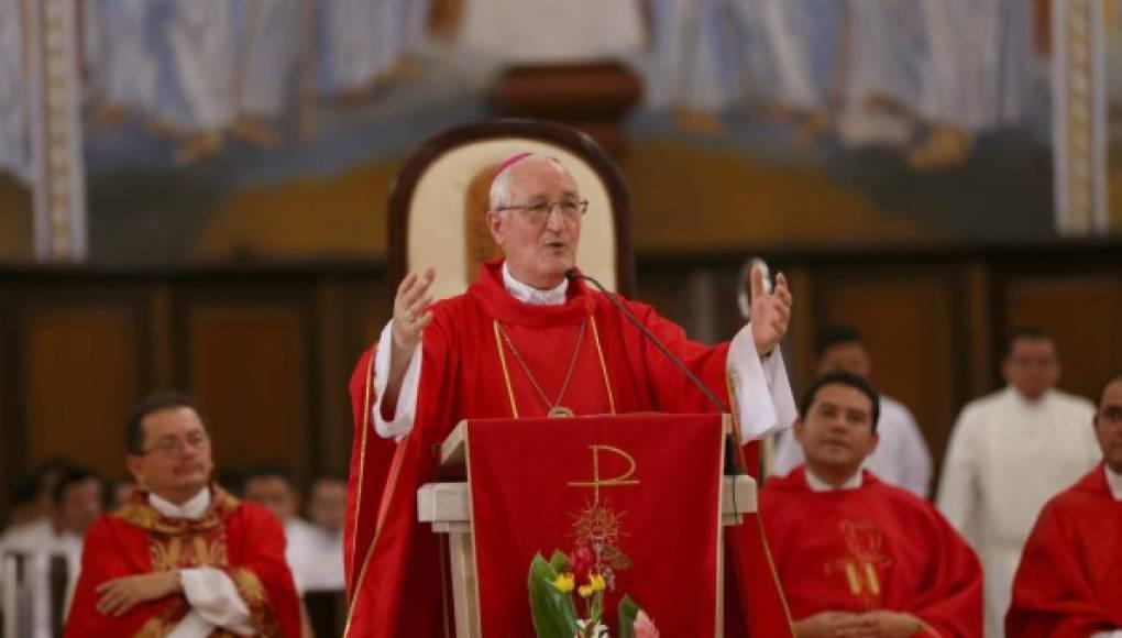 Obispo Ángel Garachana llama a hondureños a vacunarse contra el covid-19