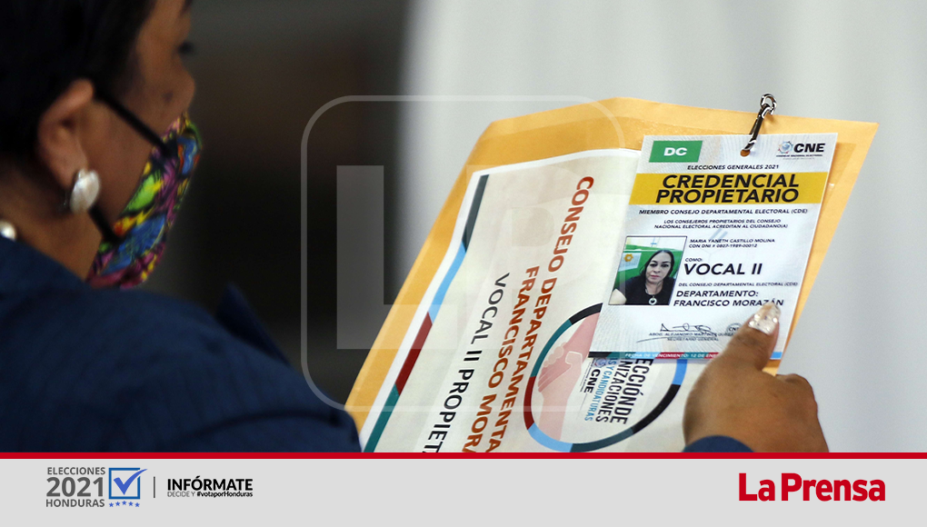 Credenciales ya se imprimen sin nombres y fotos