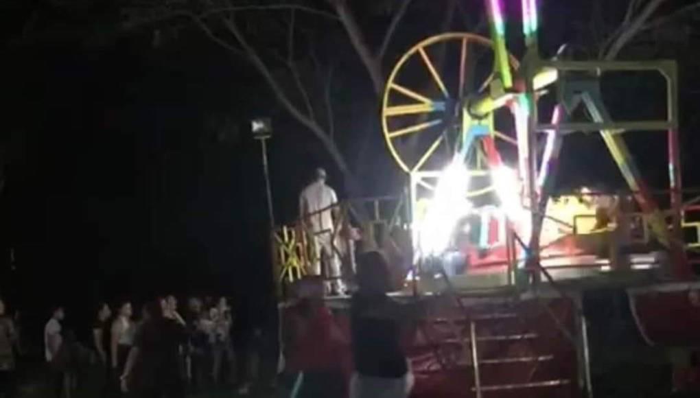 Inspeccionan juego mecánico del que cayó una niña en Chinda, Santa Bárbara