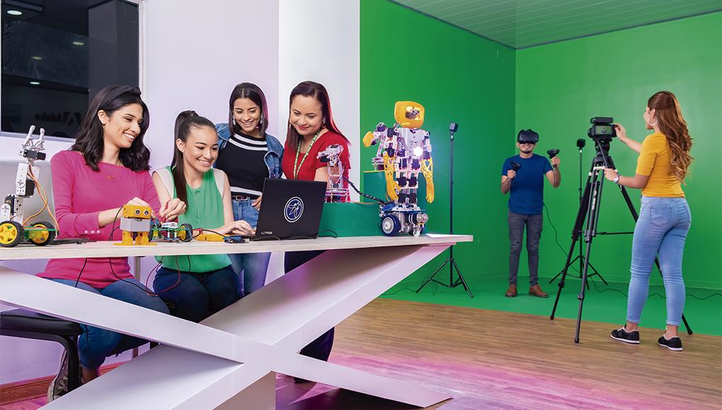 Construyendo profesionales con las ingenierías en producción industrial y electrónica de UTH