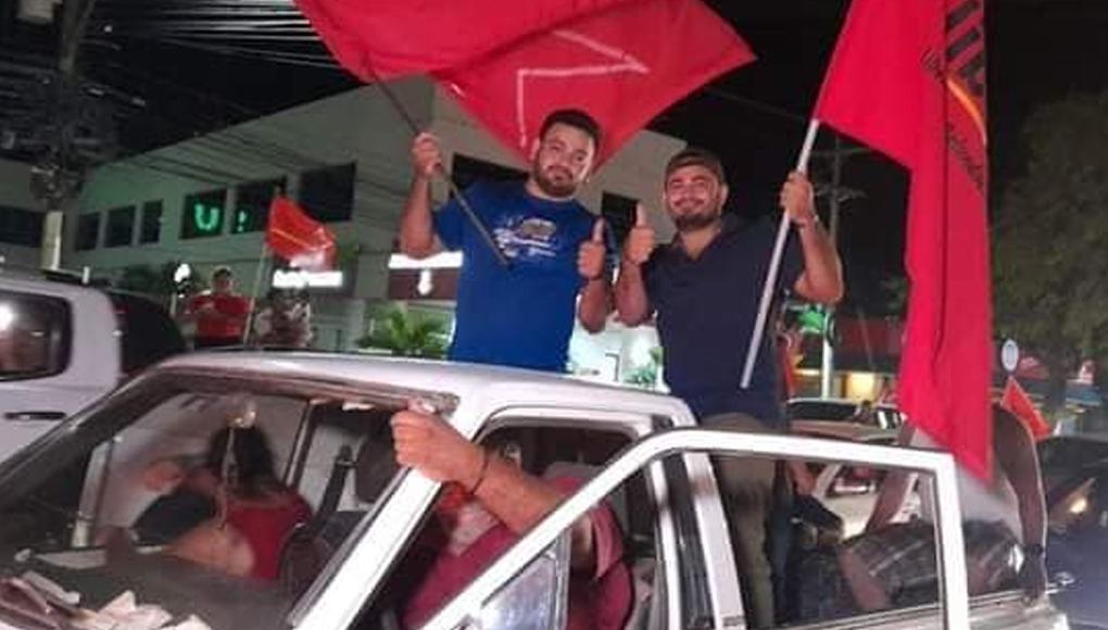 Libre celebra en las calles tras resultados del CNE