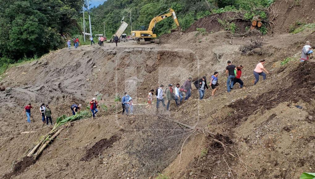 Dos aduanas y 20 municipios incomunicados en occidente de Honduras por lluvias